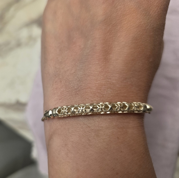 Kendra Scott Jewelry - NWT Kendra Scott Gilly Bracelet